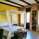 Borgo Luna Bed & Breakfast