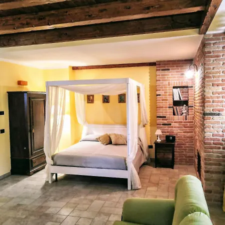 Bed & Breakfast Borgo Luna *