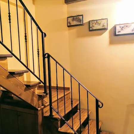 Borgo Luna 住宿加早餐酒店