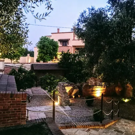 Borgo Luna 住宿加早餐酒店 4*