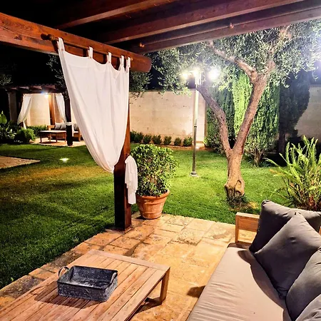 Bed & Breakfast Borgo Luna 4*