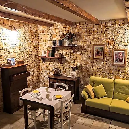 Borgo Luna B&B 마두리아