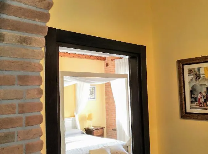 Bed & Breakfast Borgo Luna 4*