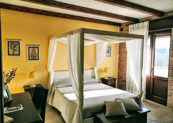 Borgo Luna 4* מנדוריה