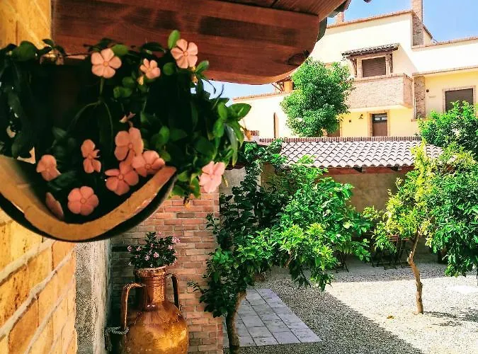 Borgo Luna לינה וארוחת בוקר