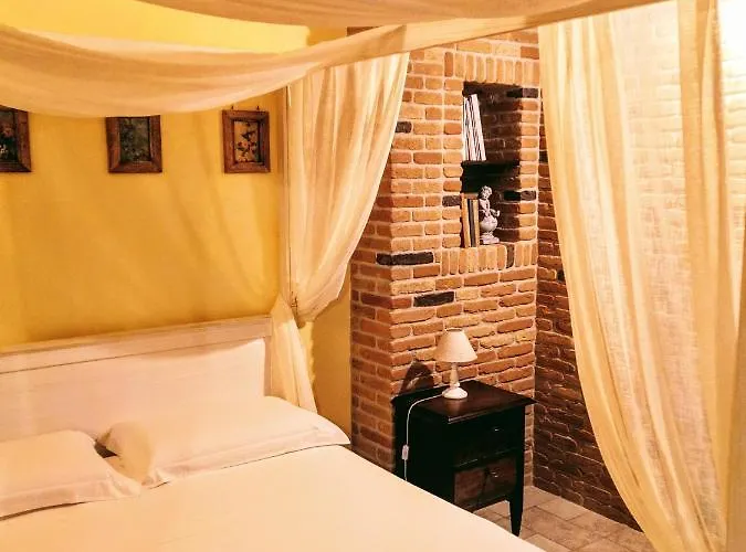 Borgo Luna 4* מנדוריה