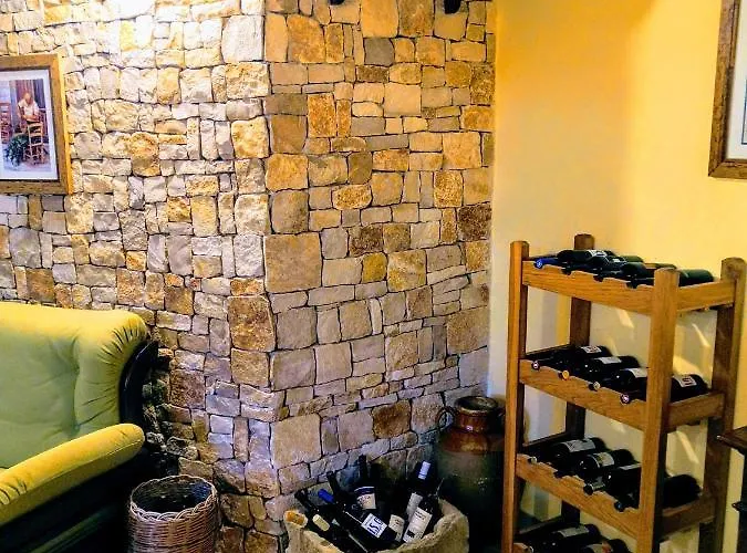 Borgo Luna 4* מנדוריה