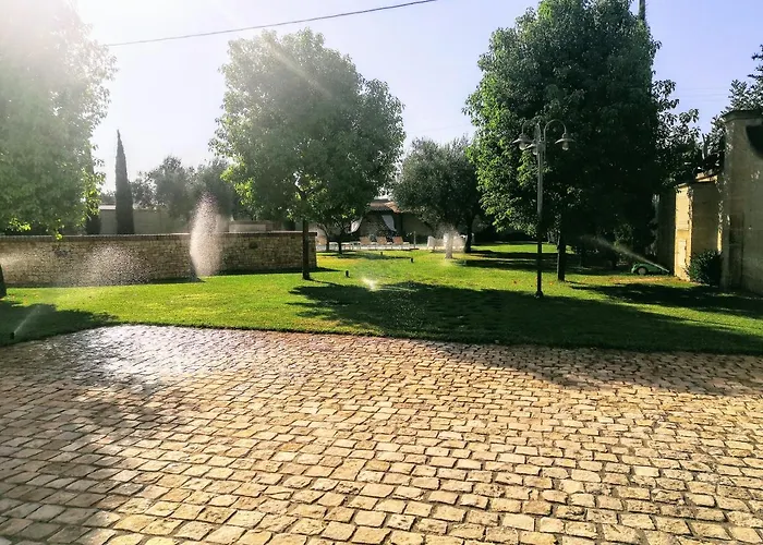 Borgo Luna לינה וארוחת בוקר