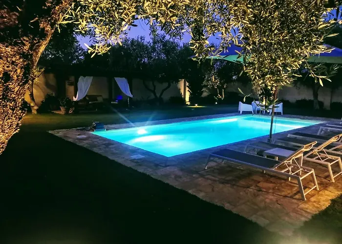 Borgo Luna לינה וארוחת בוקר