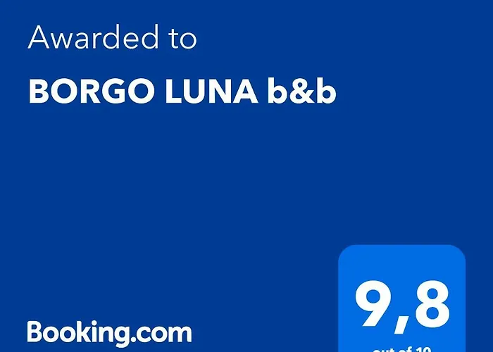 לינה וארוחת בוקר Borgo Luna 4*