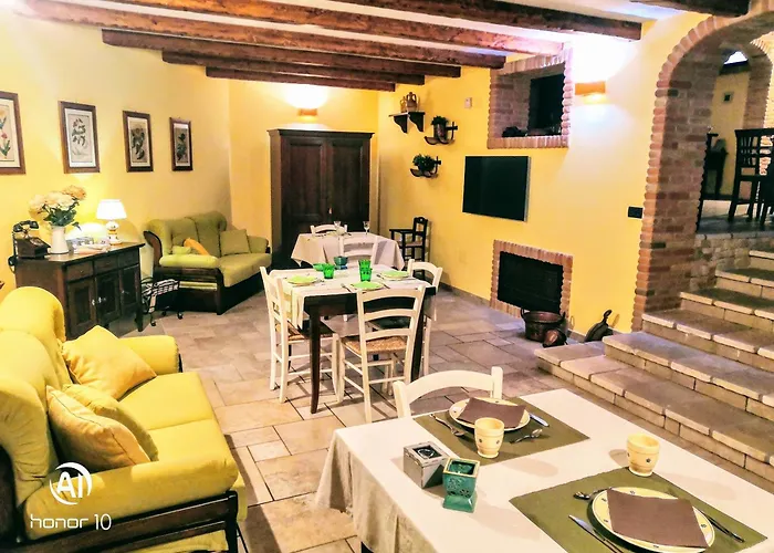 Borgo Luna 4* מנדוריה